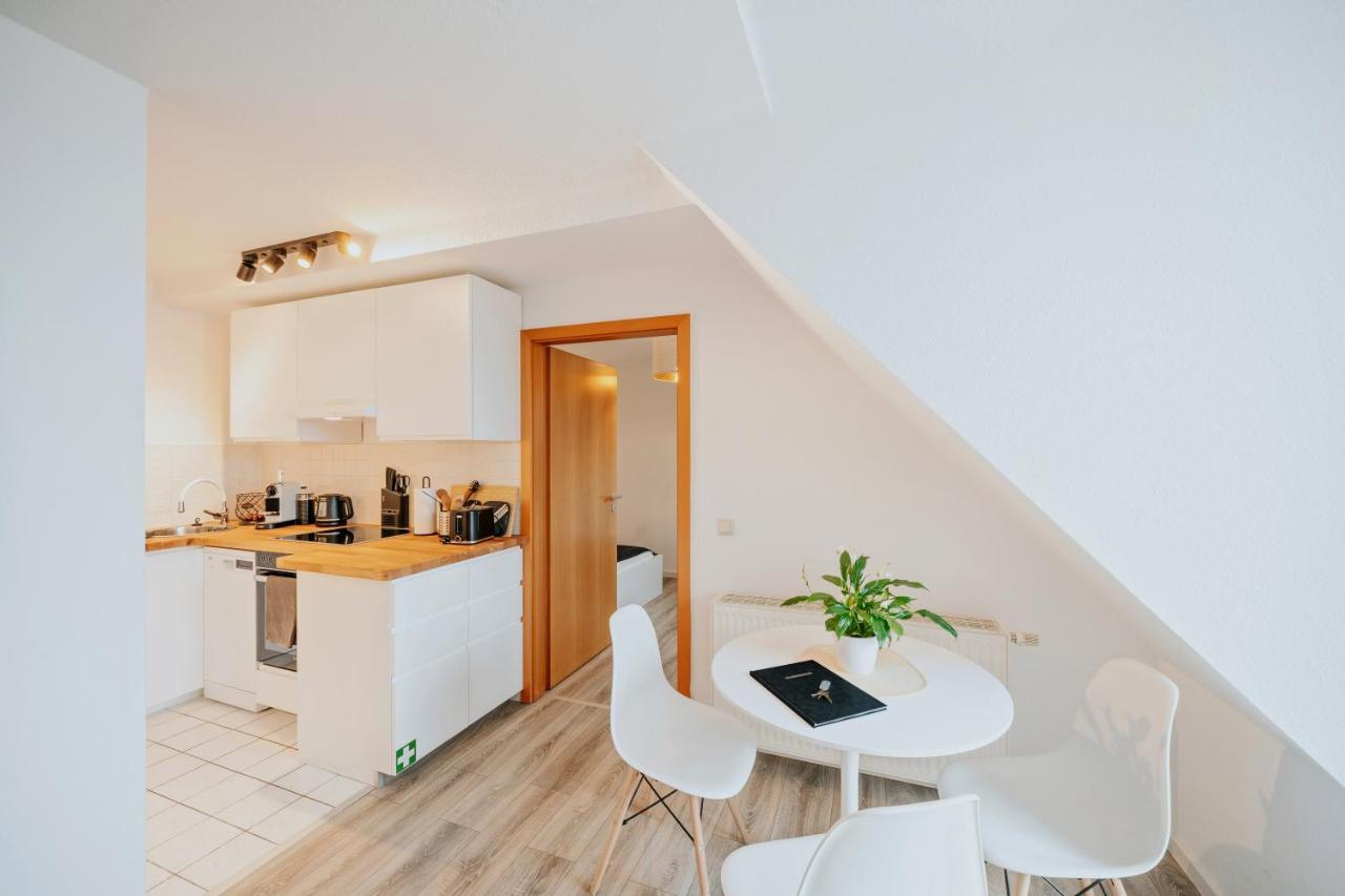 Bliss Place - Serviced Apartment - Arbeitsplatz, Zentral, Kueche, Waschmaschine, Smarttv Magdeburg Bagian luar foto