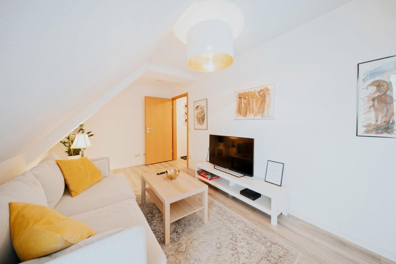 Bliss Place - Serviced Apartment - Arbeitsplatz, Zentral, Kueche, Waschmaschine, Smarttv Magdeburg Bagian luar foto